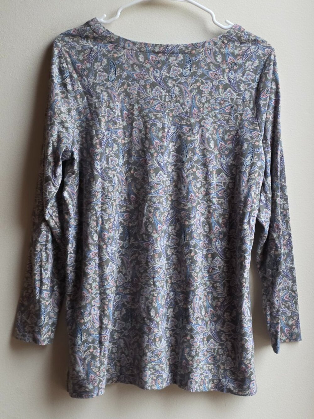 J. Jill Gray/Purple Paisley V-Neck Jersey Size Medium - Picture 15 of 15